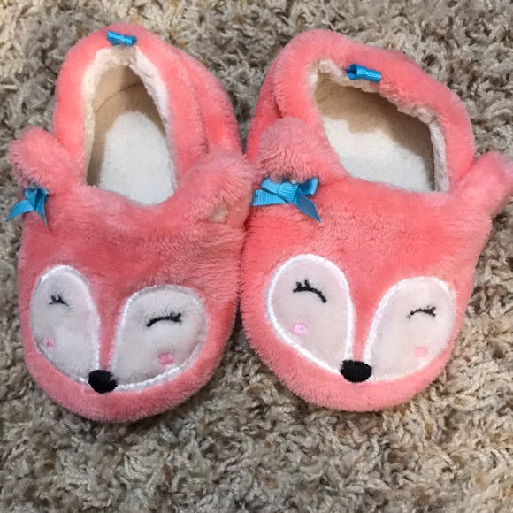 Other - Toddler girl fox slippers